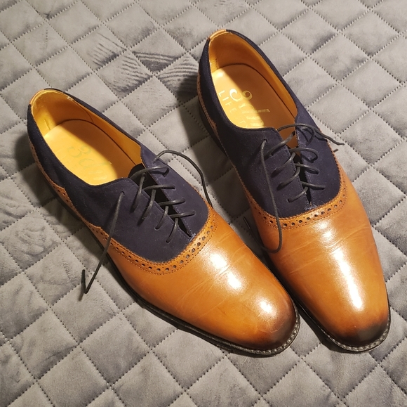 Men's shoes worn twice. Wrong US size. - Picture 3 of 3